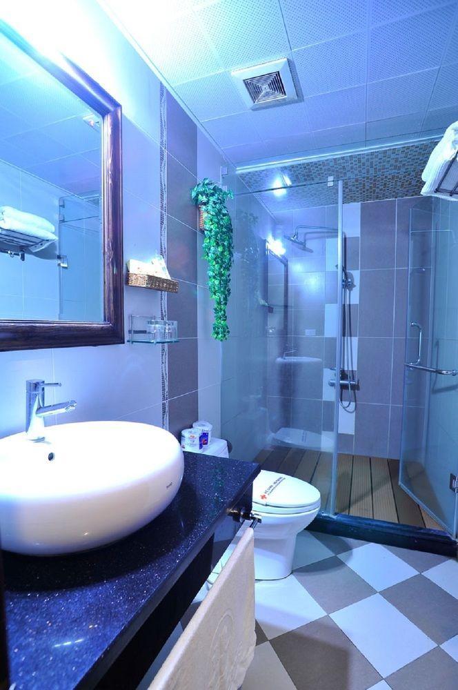 Wild Lotus Hotel - Xuan Dieu Ханой Экстерьер фото