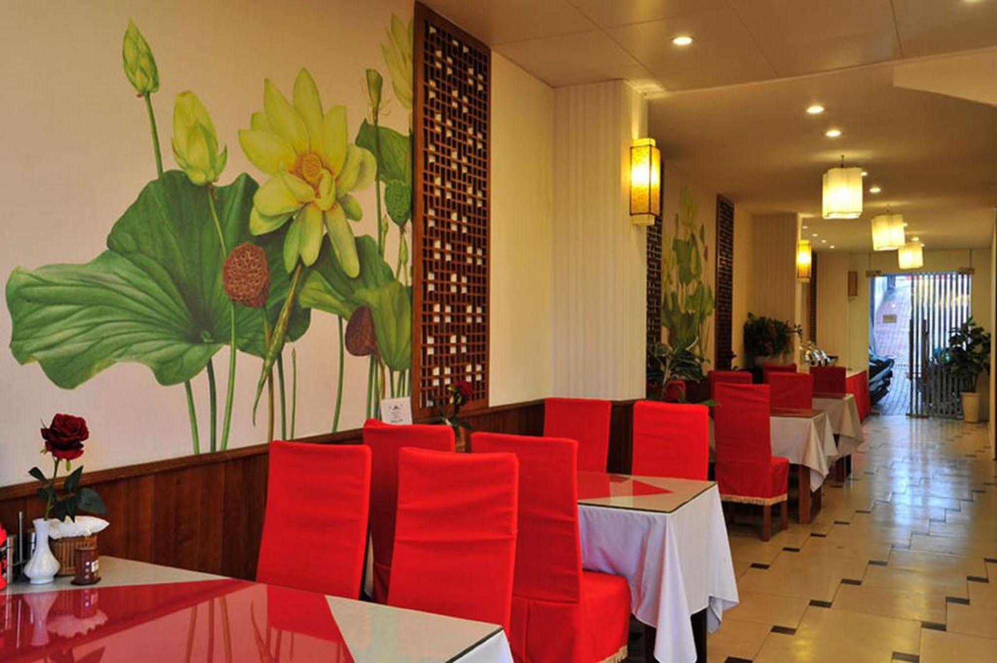 Wild Lotus Hotel - Xuan Dieu Ханой Экстерьер фото
